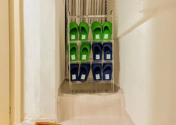 1-minute Mangwon Station,hongik Univ Station, For 5, Mangwon Market, Family-friendly * Seoel