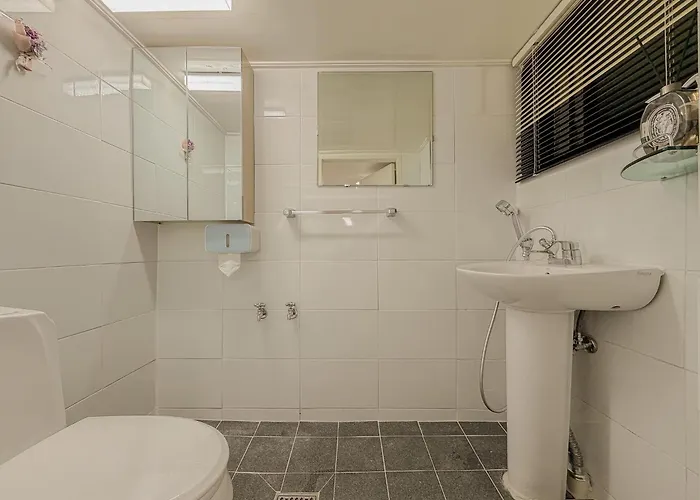 Appartement 1-minute Mangwon Station,hongik Univ Station, For 5, Mangwon Market, Family-friendly